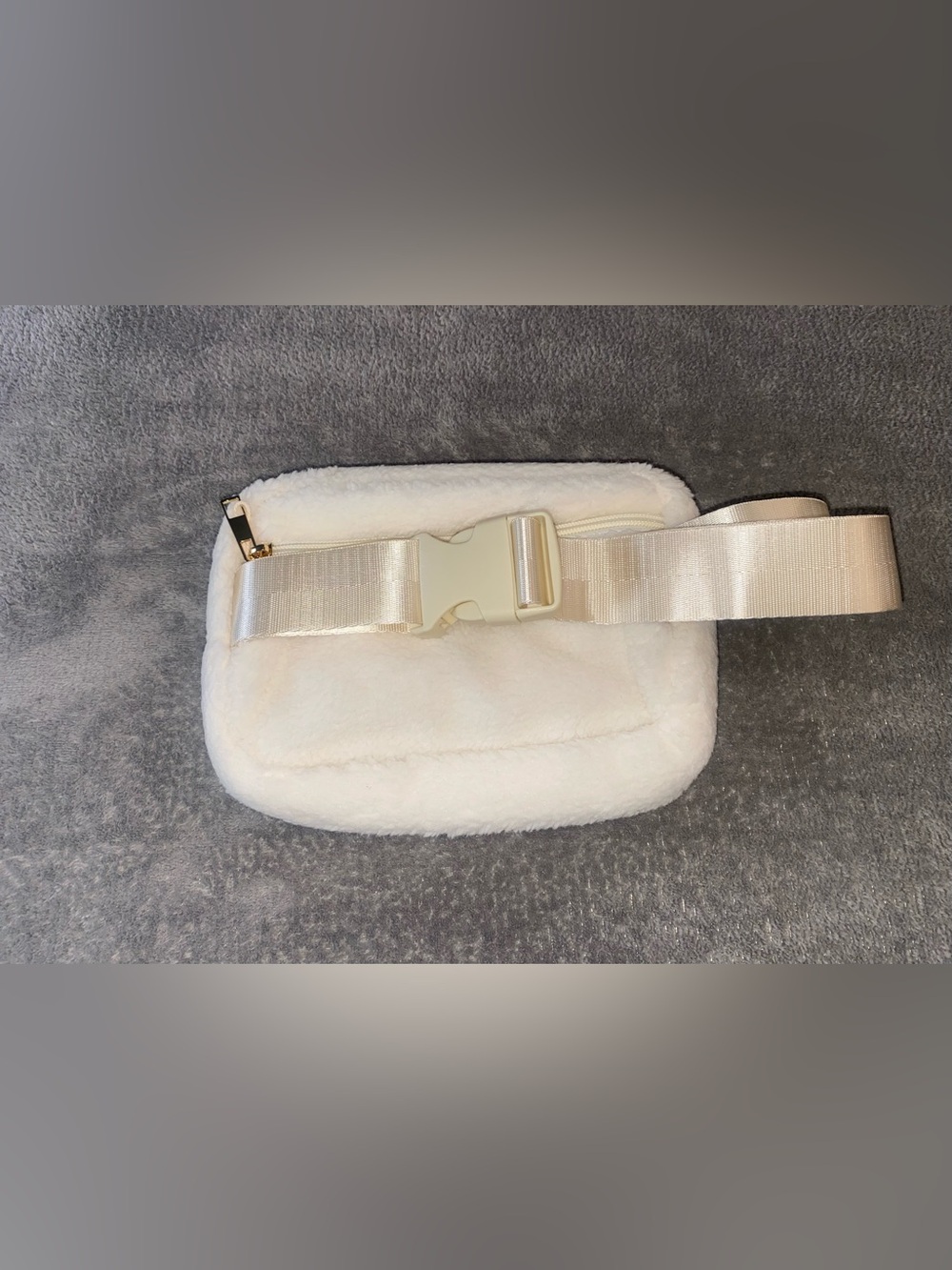 Sherpa Initial “L” Belt Bag Fanny Pack / crossbody NWT - Picture 9 of 13